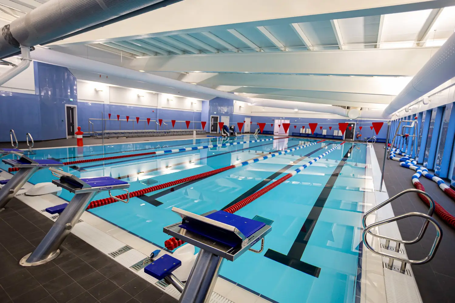 EFP54X6: Family Swim Sessions at Lichfield Leisure Centre