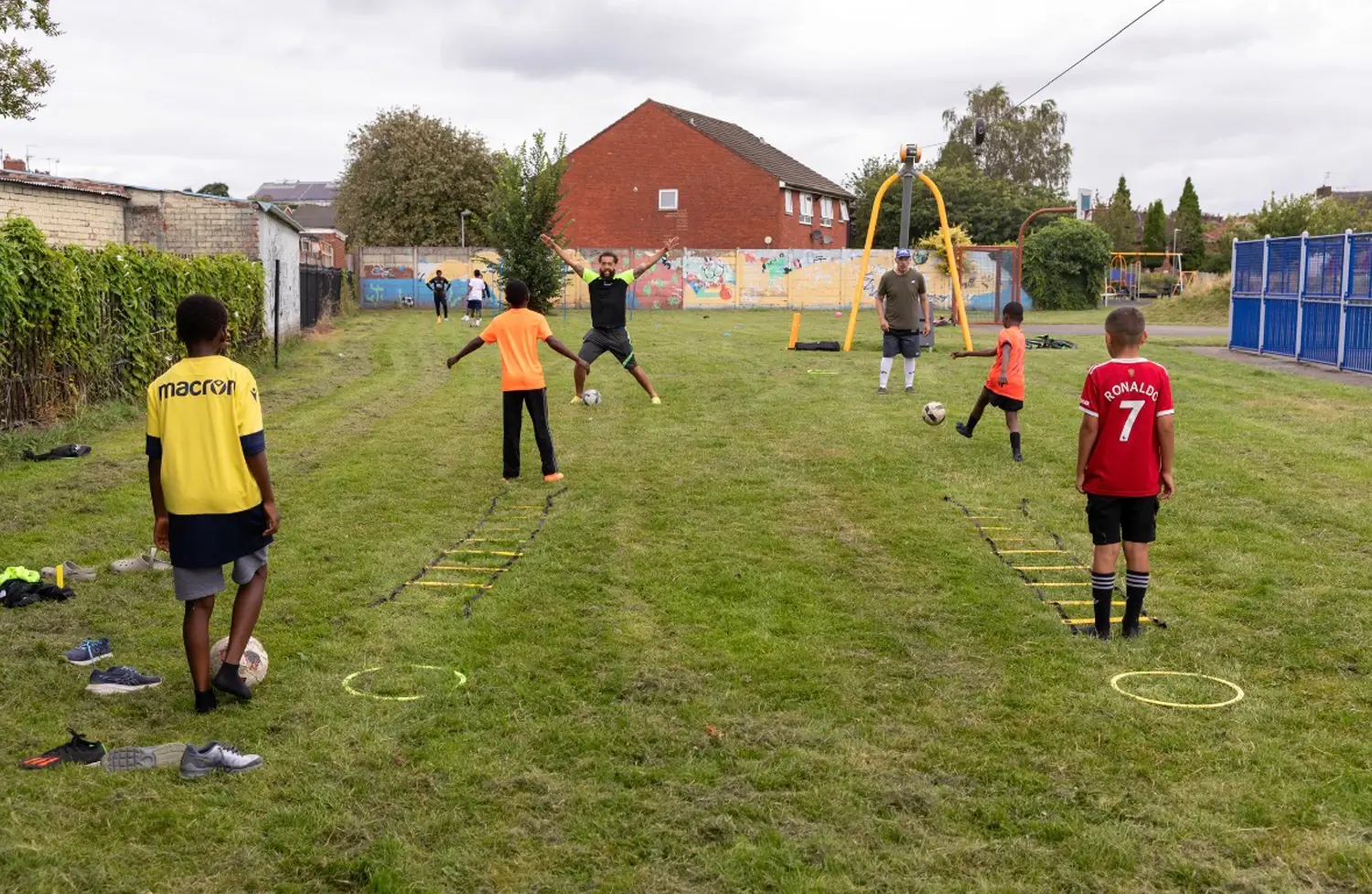 EFQVYM5: Multi-Sport Sessions at Century Park